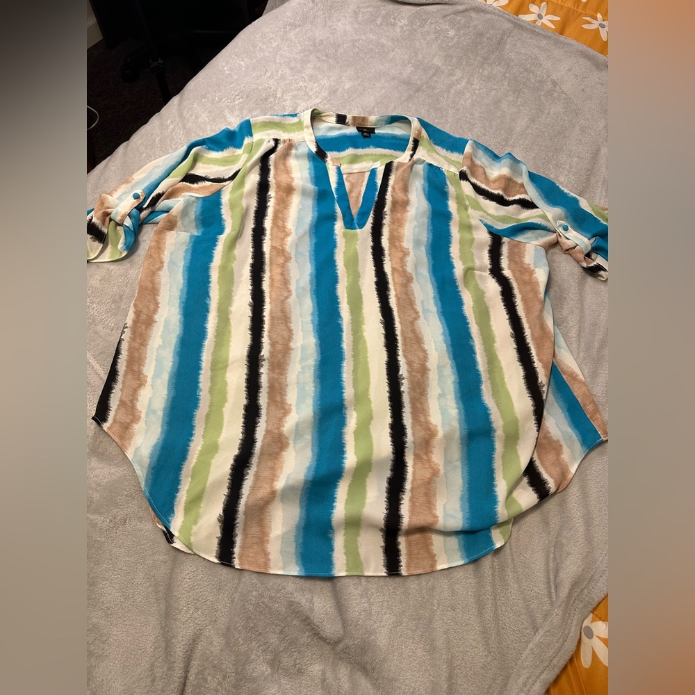 Shirt - Picture 2 of 2